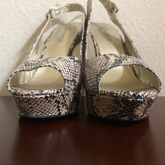 NEW Snake Print with Hot Pink Bottom Stilettos - Picture 8 of 13